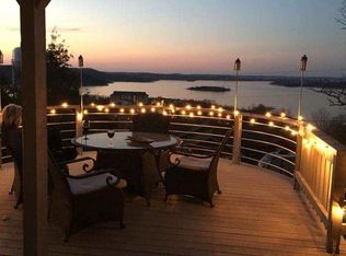 186 Edgehill Dr, Ridgedale, MO 65739