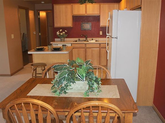 Enter into the dining area