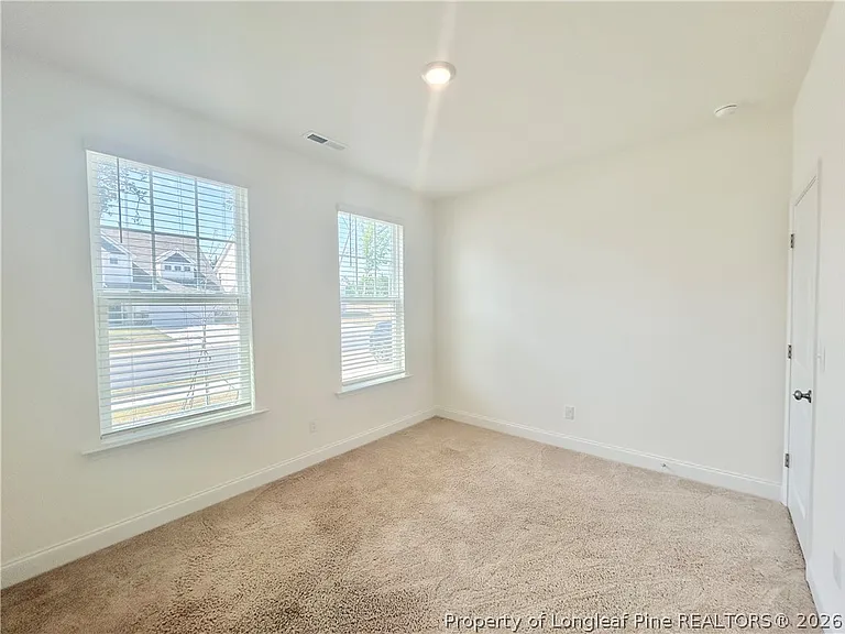 282 Creekhaven Dr — Photo 3