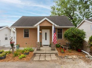 68434 Dailey Rd, Edwardsburg, MI 49112