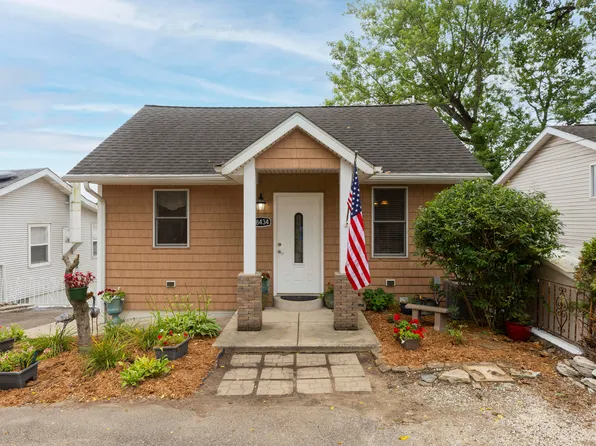 68434 Dailey Rd, Edwardsburg, MI 49112