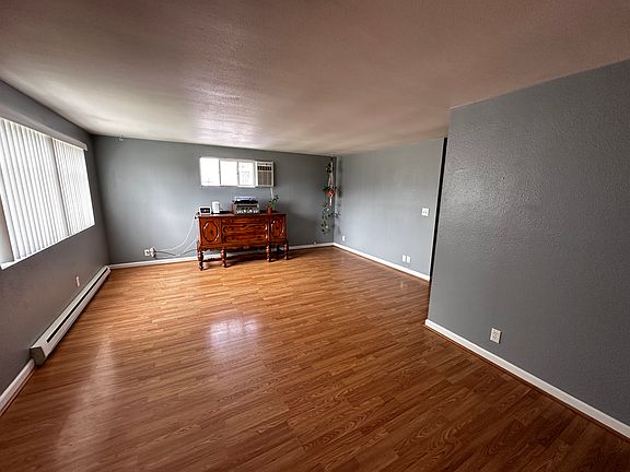 4th image of 1417 Grand Ave