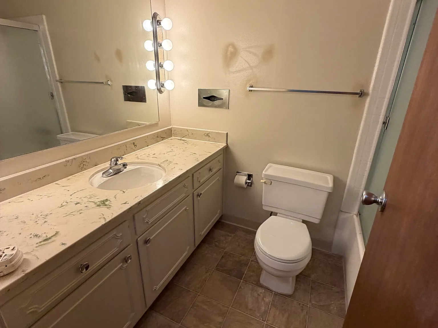 2 bed, $2,695 — Photo 3