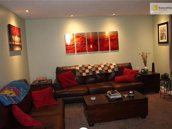Warm and welcoming living room.