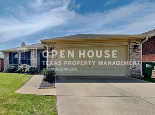 3330 Clydesdale Dr, Denton, TX 76210