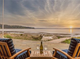 5744 Mutiny Bay Rd, Freeland, WA 98249