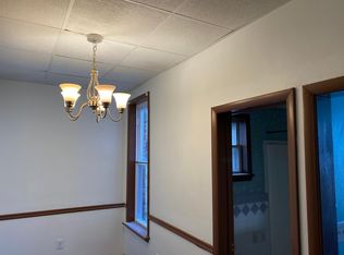 673 Long Ln, Upper Darby, PA 19082