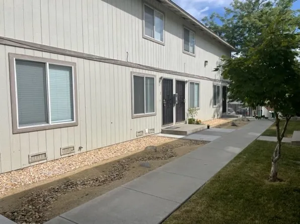 4005 Pheasant Dr APT 2, Carson City, NV 89701