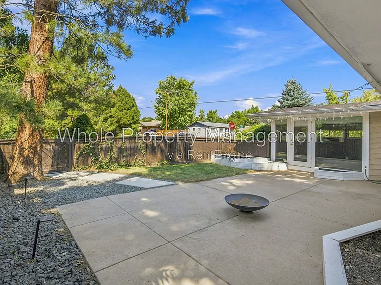 2300 S Newton St — Photo 3