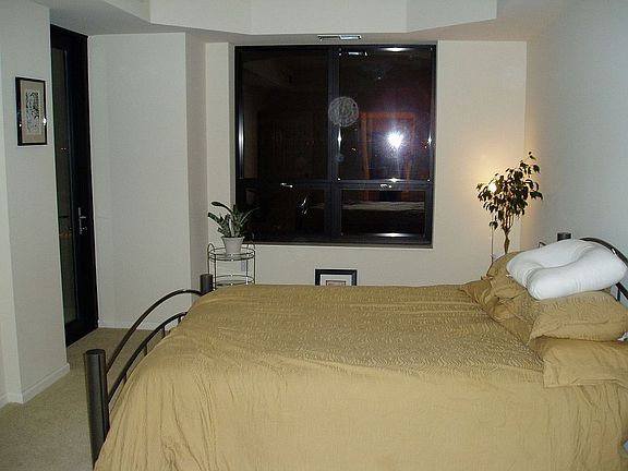 5th image of 500 Grant St E #607