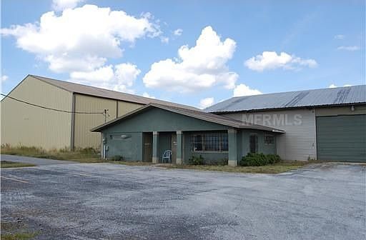 2nd image of 3427 Recker Hwy