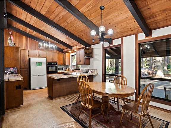 4th image of 15028 Twin Pine Rd