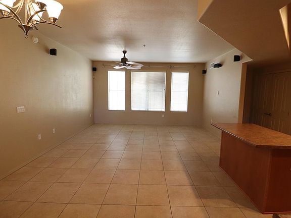 4th image of 2402 E 5th St Unit 1675