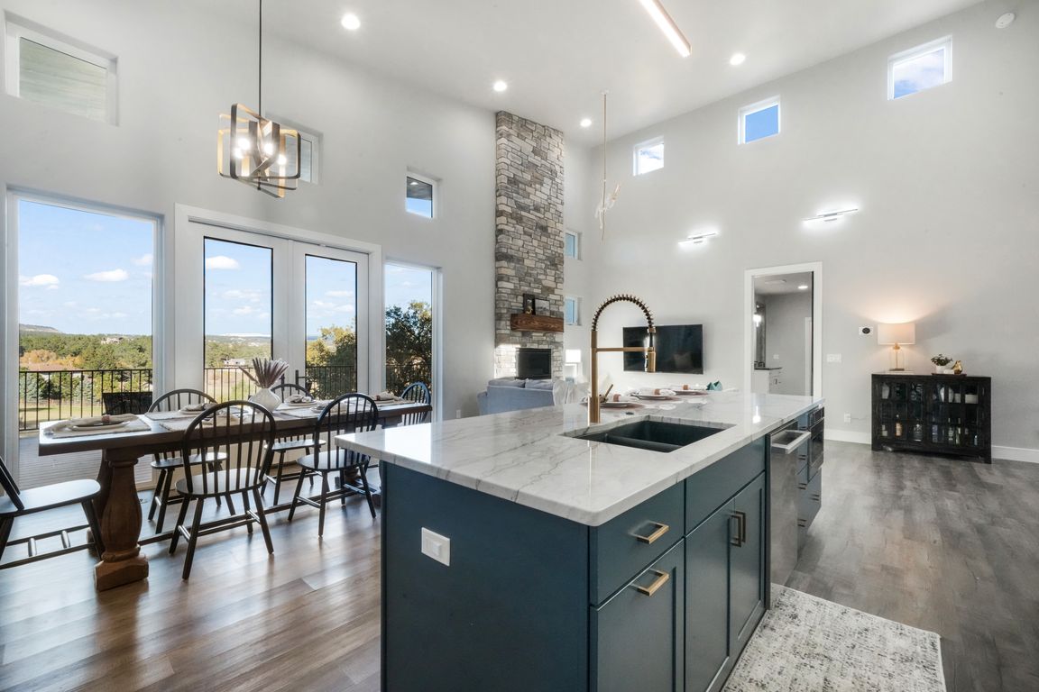 next background image