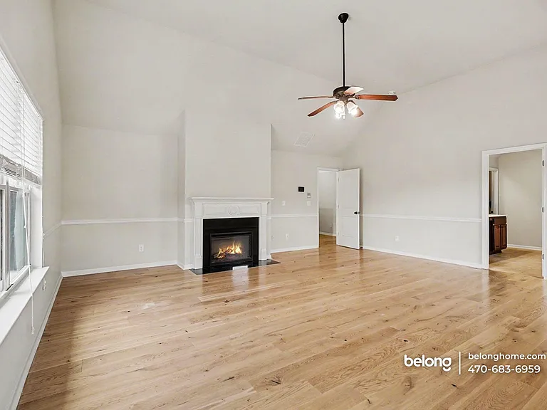 204 Manous Way — Photo 2
