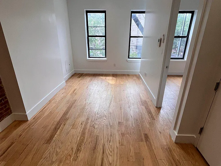 127 Kingston Ave #2R — Photo 12