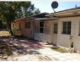 1st image of 119 N Highland Ave