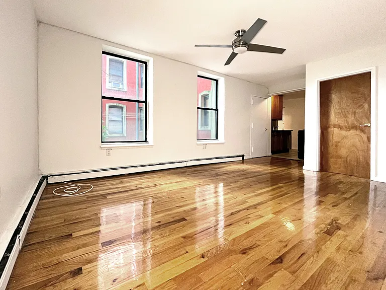 94 Havemeyer St — Photo 1