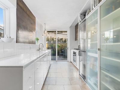 1719 Christian St, Philadelphia, PA, 19146