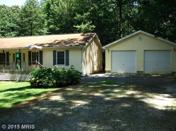 43 Glenwood Ln, Gerrardstown, WV 25420