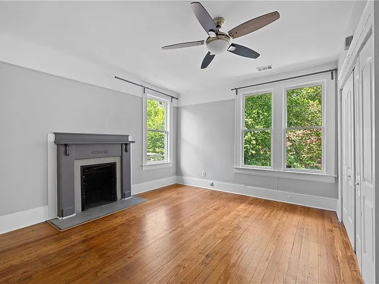 693 Myrtle St NE #3 — Photo 17