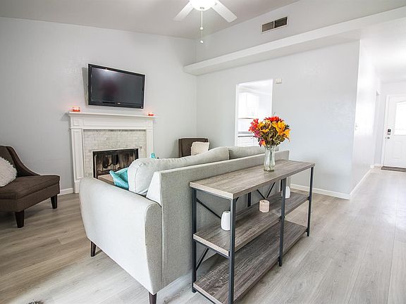 5th image of 139 W Bellaire Way