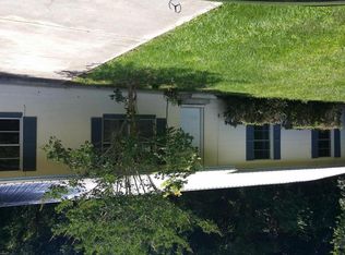 2015 Locust Ave, Palatka, FL 32177