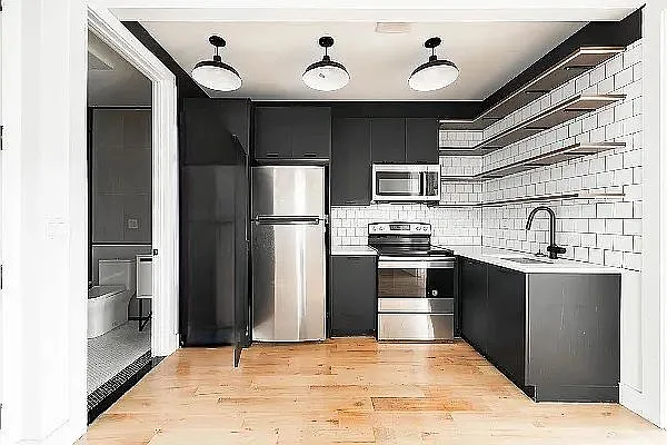 Rented by Rennit Inc. | media 11