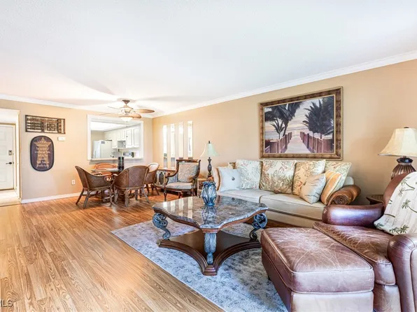 7113 Quail Run Ct W APT 11, Fort Myers, FL 33908