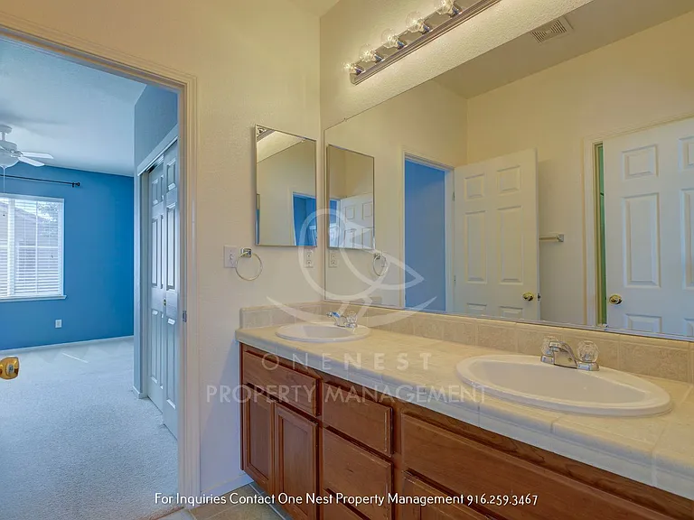 862 Courtyards Loop — Photo 20