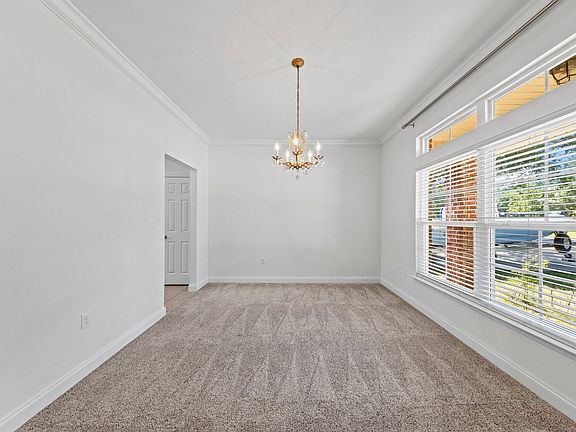 5th image of 1543 Valparaiso Blvd