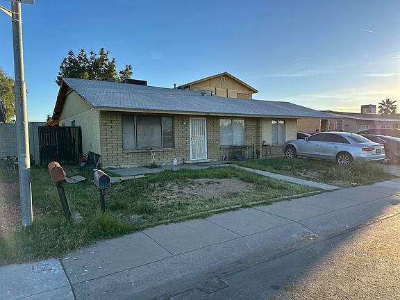 3rd image of 7341 W Yucca St