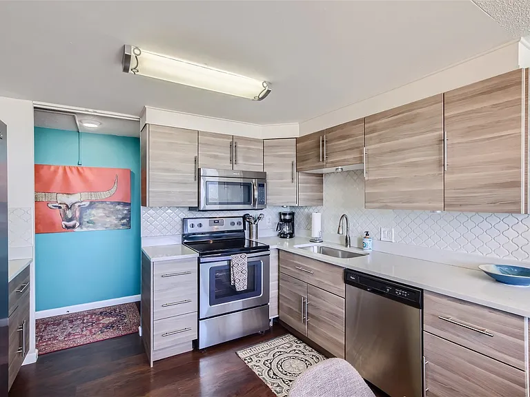 1155 Ash St #1108 — Photo 12