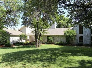 2400 Southbend Rd, Edmond, OK 73034