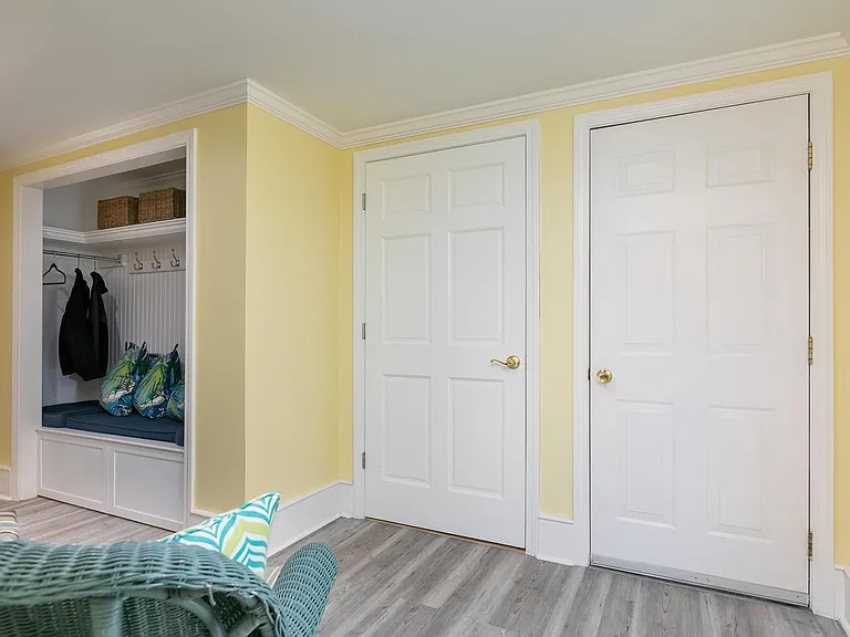 32 Maple Ave — Photo 6