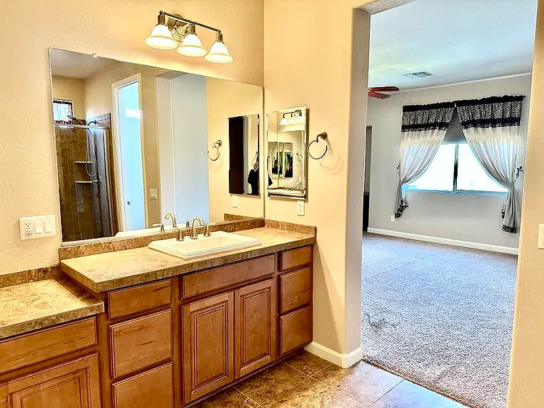 722 E Sipapu Dr — Photo 9