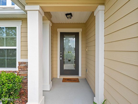 3rd image of 268 Grampian Highlands Dr