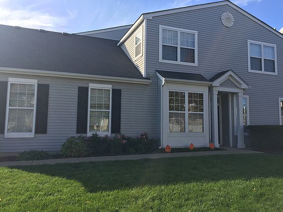 2nd image of 5101 Edgewater Ct #4