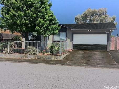 1st image of 3917 Kansas Ave