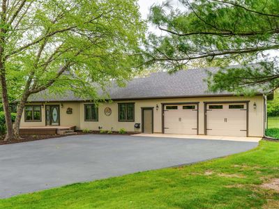 4308 Miller Oaks Dr, McHenry, IL, 60051
