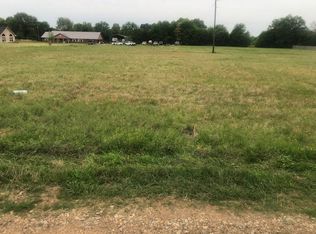 740 Todd St, Blossom, TX 75416