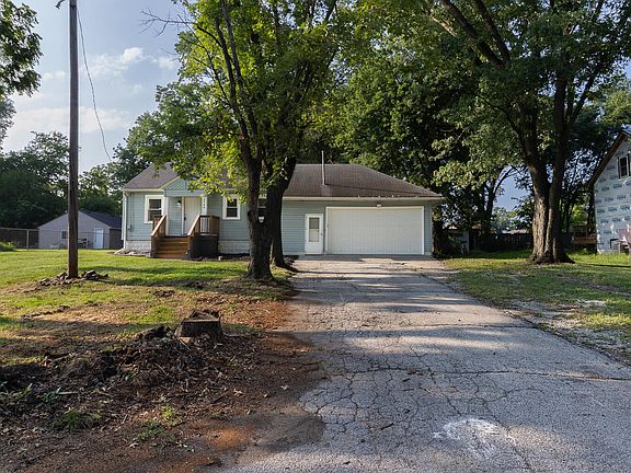 3rd image of 3740 W 48th Pl