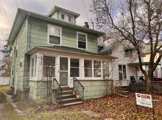 1724 Maplewood Ave, Lansing, MI 48910