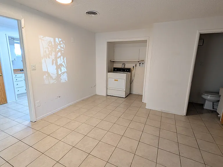 1631 Fredericks St #1 — Photo 12