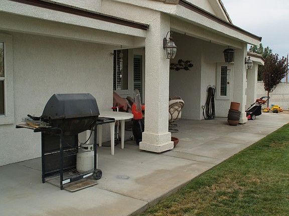 4th image of 800 Mount Charleston Dr