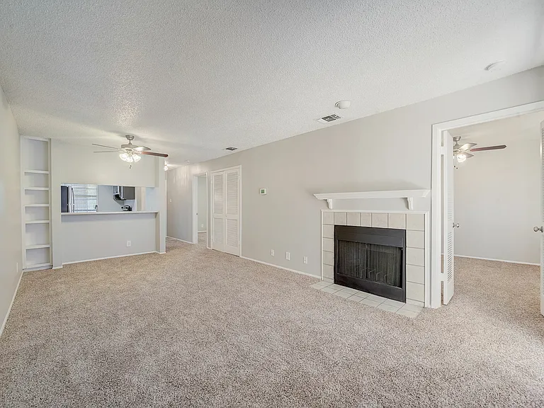 Hidden Oaks Apartments — Photo 68