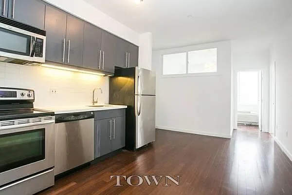 Rented by Town Residential | media 8