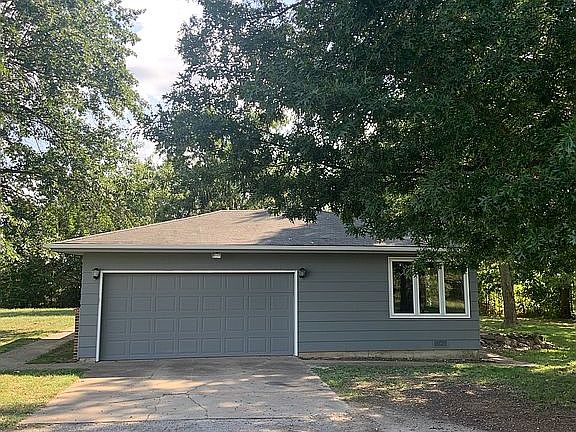 2 car garage
