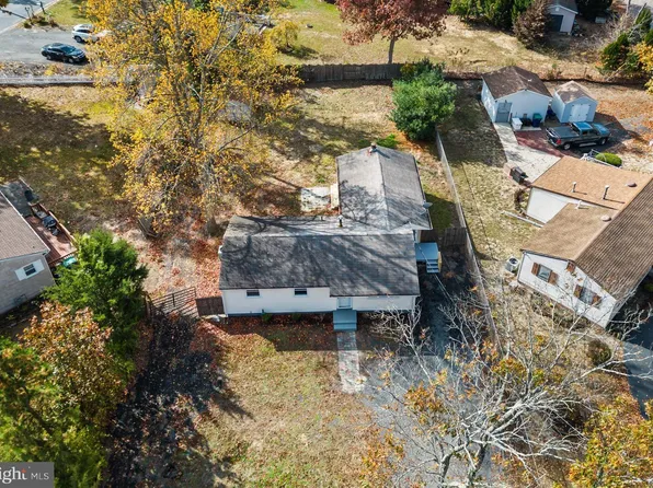 115 E Colton Ln, Williamstown, NJ 08094