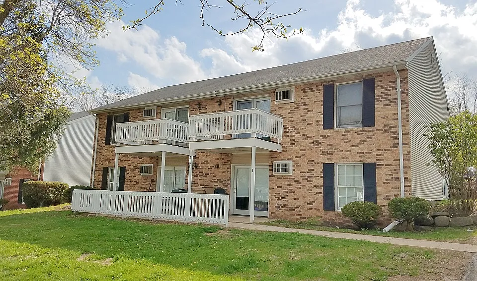 2108 Muir Field Rd